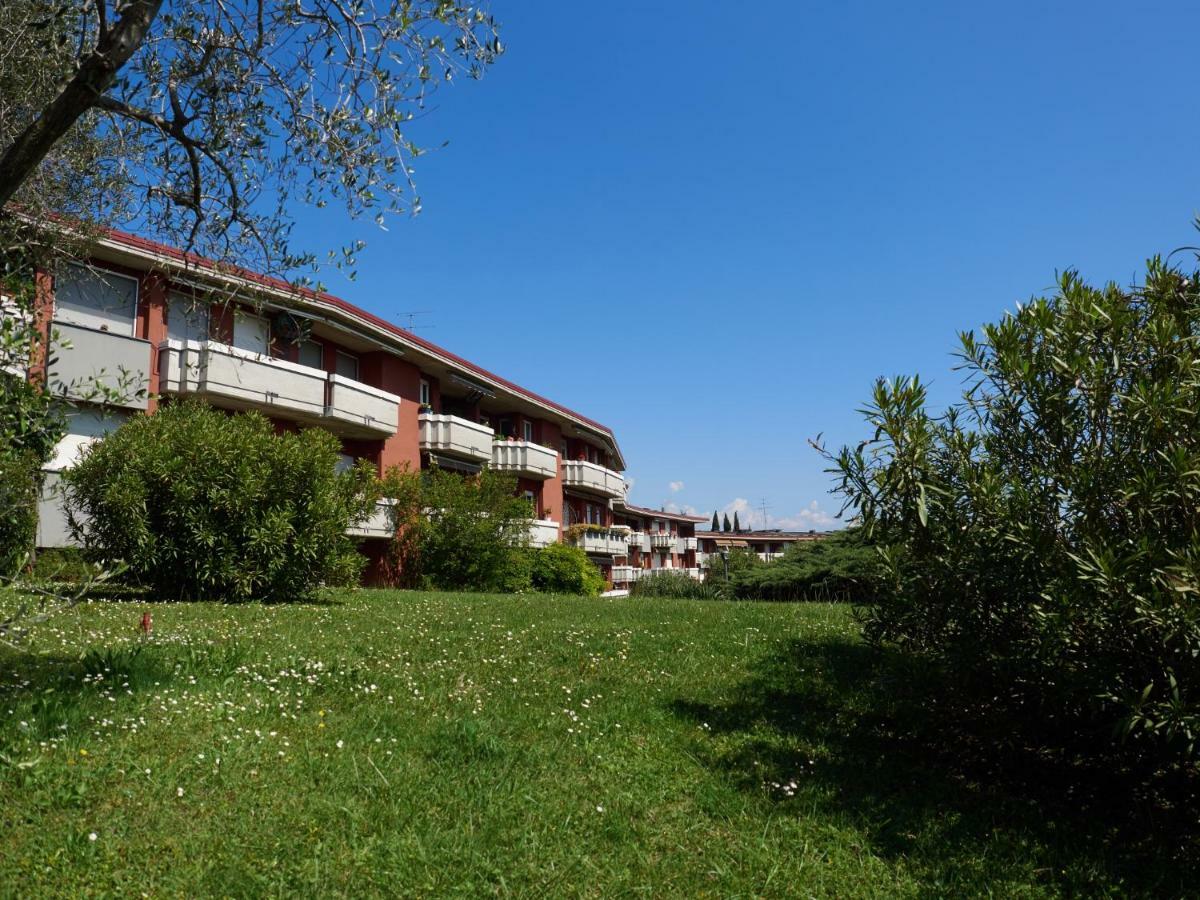 Appartamento Anna Desenzano del Garda Luaran gambar